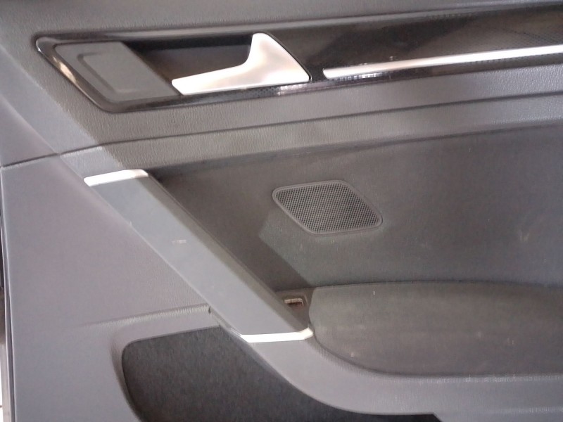 Recambio de puerta trasera derecha para volkswagen golf vii (5g1, bq1, be1, be2) 2.0 tdi referencia OEM IAM   