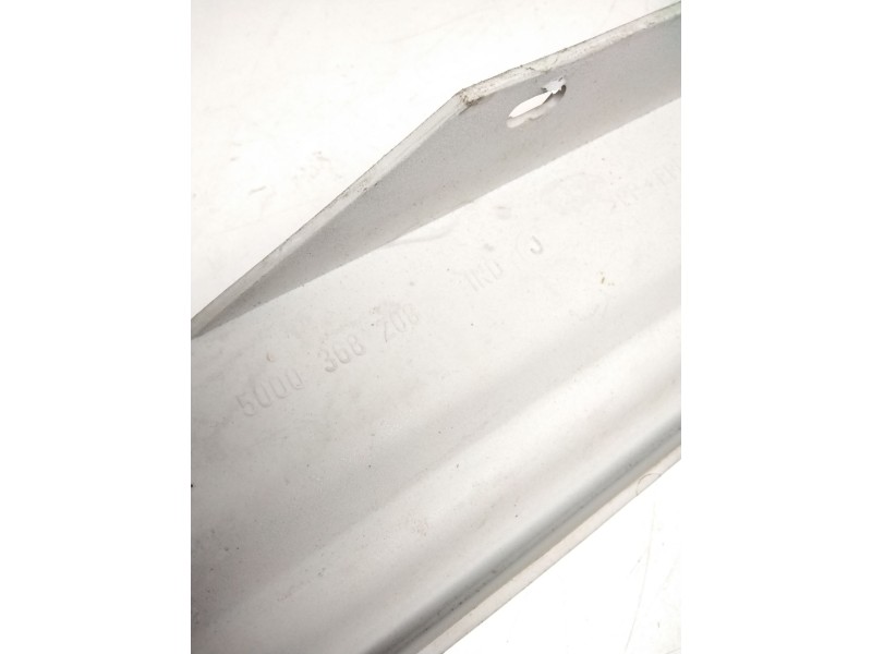 Recambio de cerquillo faro derecho para renault trafic furgón (t_, p_, v_) 2.5 d referencia OEM IAM 5000368208  