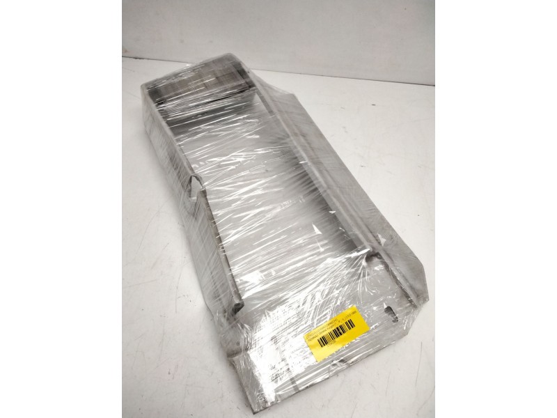 Recambio de cerquillo faro derecho para renault trafic furgón (t_, p_, v_) 2.5 d referencia OEM IAM 5000368208  