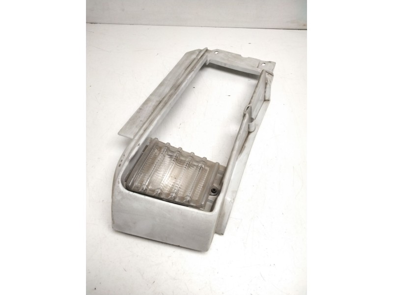 Recambio de cerquillo faro derecho para renault trafic furgón (t_, p_, v_) 2.5 d referencia OEM IAM 5000368208  