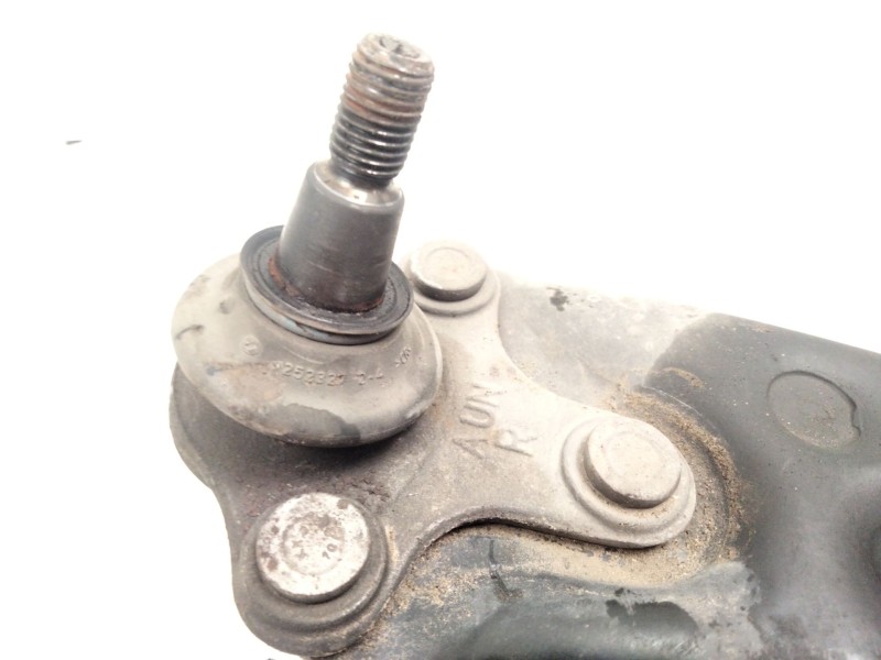 Recambio de brazo suspension inferior delantero derecho para volkswagen golf vii (5g1, bq1, be1, be2) 2.0 tdi referencia OEM IAM