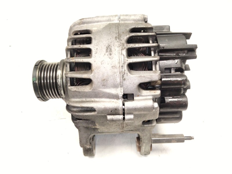Recambio de alternador para volkswagen golf vii (5g1, bq1, be1, be2) 2.0 tdi referencia OEM IAM 03L903023  