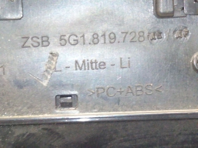 Recambio de aireador central para volkswagen golf vii (5g1, bq1, be1, be2) 2.0 tdi referencia OEM IAM 5G1819728  