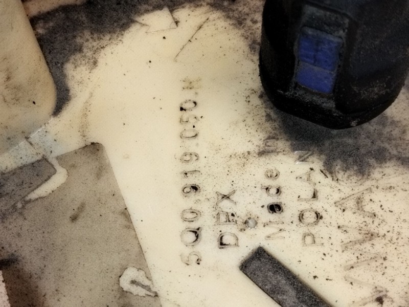 Recambio de aforador para volkswagen golf vii (5g1, bq1, be1, be2) 2.0 tdi referencia OEM IAM   