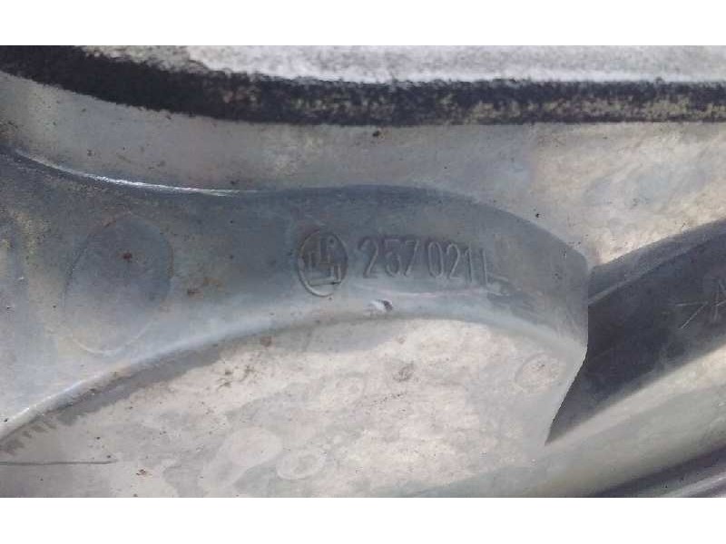 Recambio de piloto trasero izquierdo para bmw serie 3 berlina (e46) 325i edition advance referencia OEM IAM 257021L  