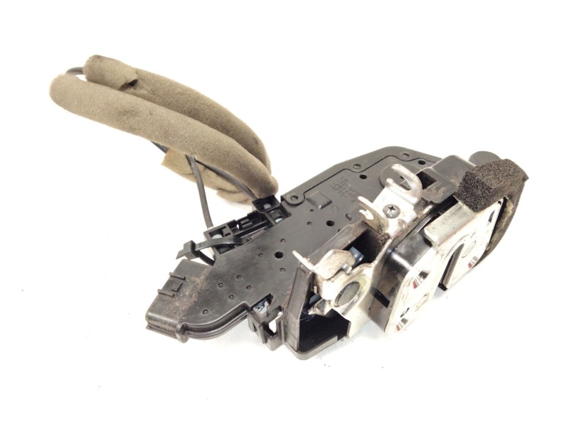 Recambio de cerradura puerta trasera izquierda para nissan x-trail ii (t31) 2.0 dci referencia OEM IAM   