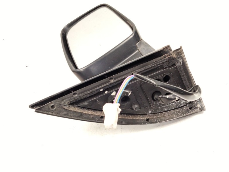 Recambio de retrovisor derecho para nissan x-trail ii (t31) 2.0 dci referencia OEM IAM   