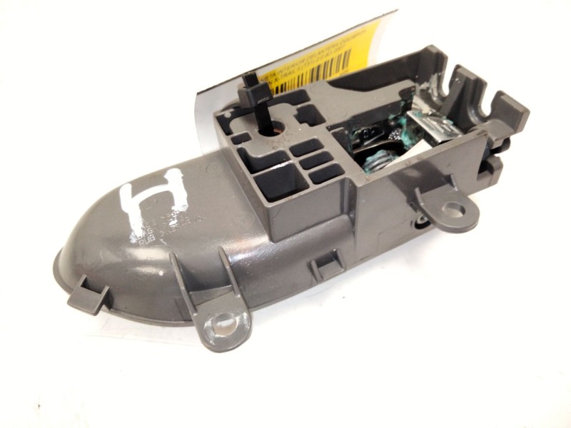 Recambio de maneta interior delantera izquierda para nissan x-trail ii (t31) 2.0 dci referencia OEM IAM   