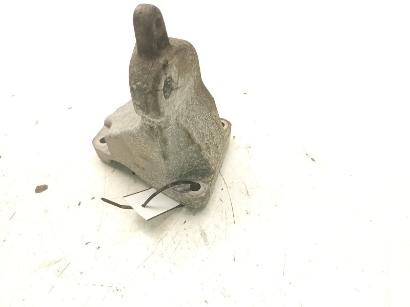 Recambio de soporte motor derecho superior para bmw x3 (e83) 2.0 d referencia OEM IAM 22113451668  