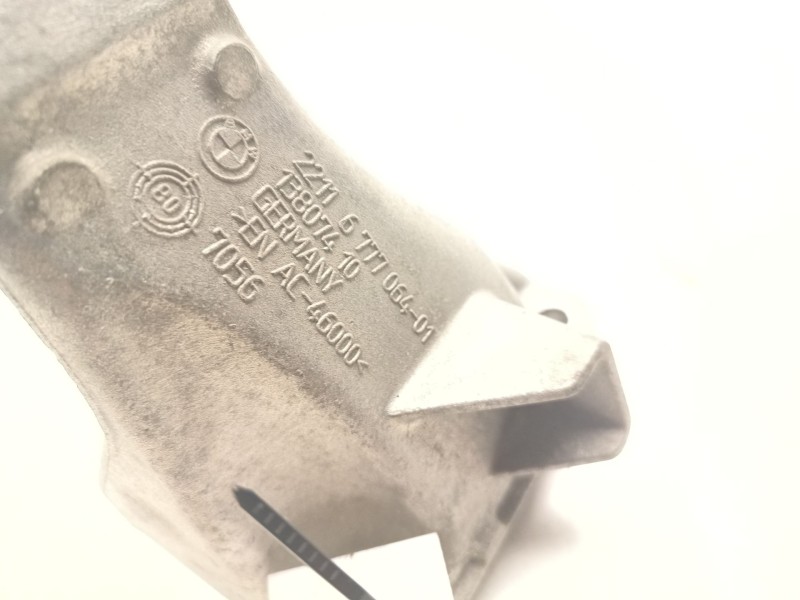 Recambio de soporte motor derecho superior para bmw 1 (f20) 114 d referencia OEM IAM 22116777064  