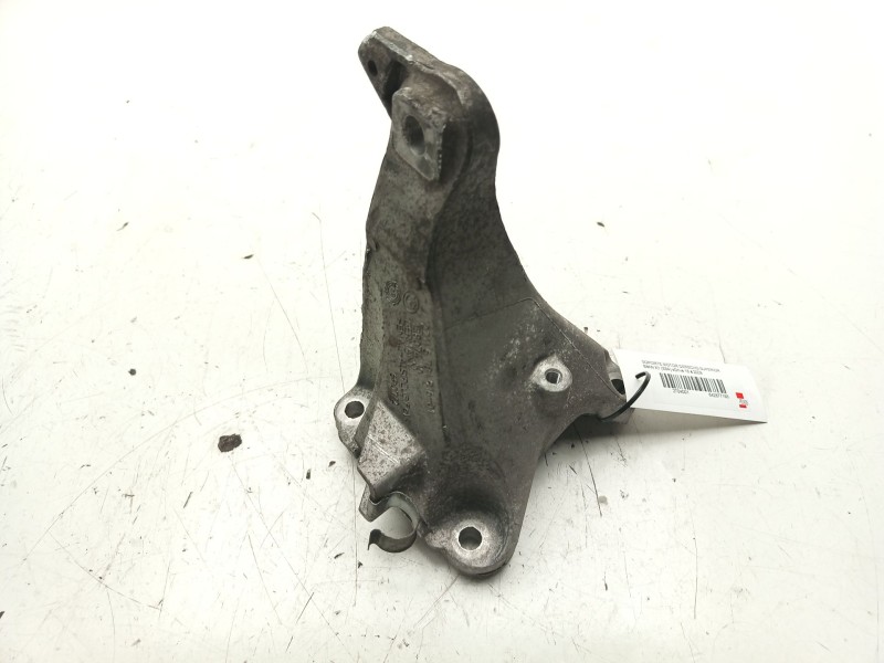 Recambio de soporte motor derecho superior para bmw x1 (e84) sdrive 18 d referencia OEM IAM 22116781916  