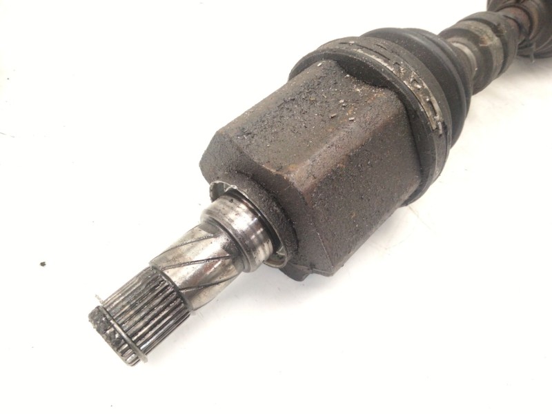 Recambio de transmision delantera izquierda para nissan x-trail ii (t31) 2.0 dci referencia OEM IAM   