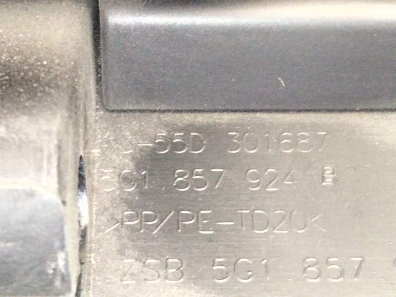 Recambio de guantera superior izquierda para volkswagen golf vii (5g1, bq1, be1, be2) 2.0 tdi referencia OEM IAM 5G1857924  