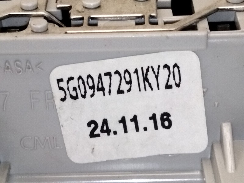 Recambio de luz interior para volkswagen golf vii (5g1, bq1, be1, be2) 2.0 tdi referencia OEM IAM   