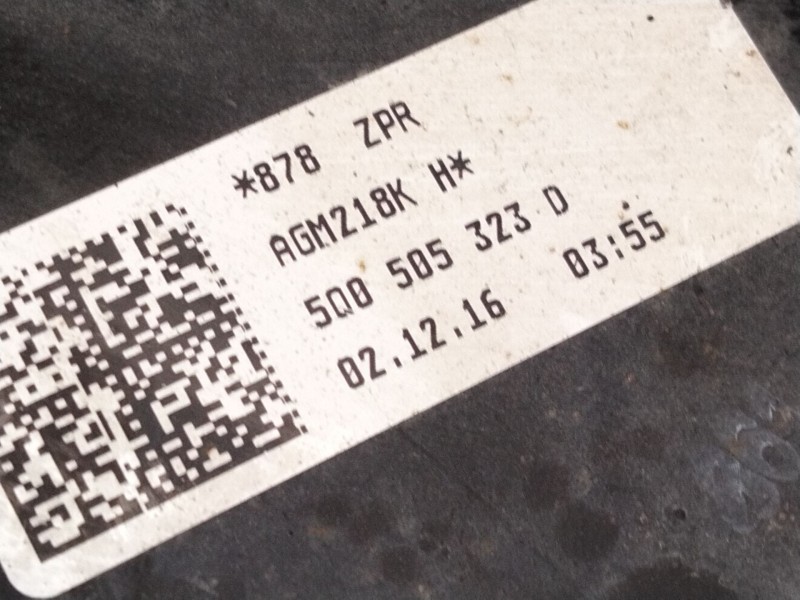 Recambio de brazo suspension superior trasero izquierdo para volkswagen golf vii (5g1, bq1, be1, be2) 2.0 tdi referencia OEM IAM