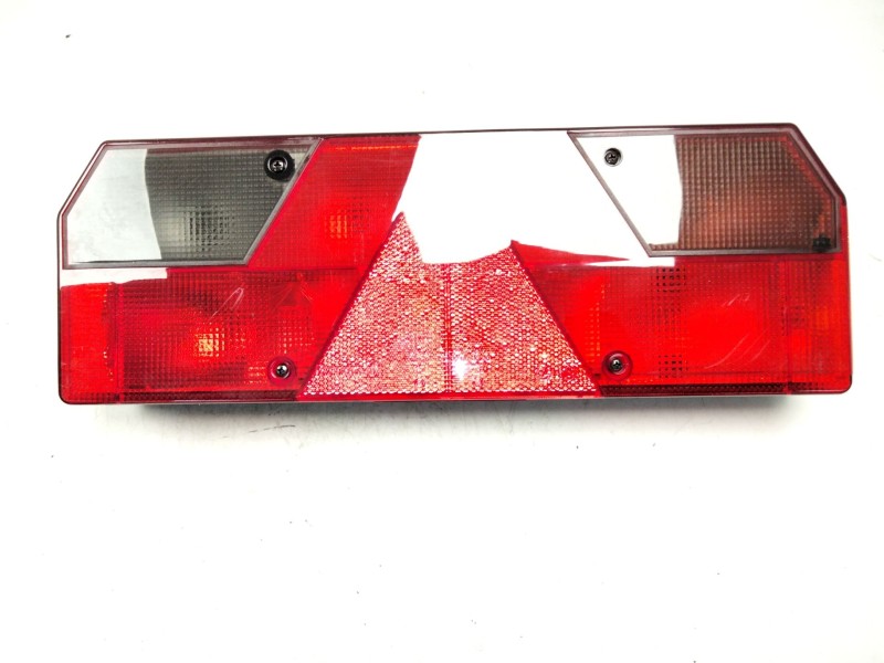 Recambio de piloto trasero derecho para daf 400 caja/chasis 2.5 d referencia OEM IAM 255401500  