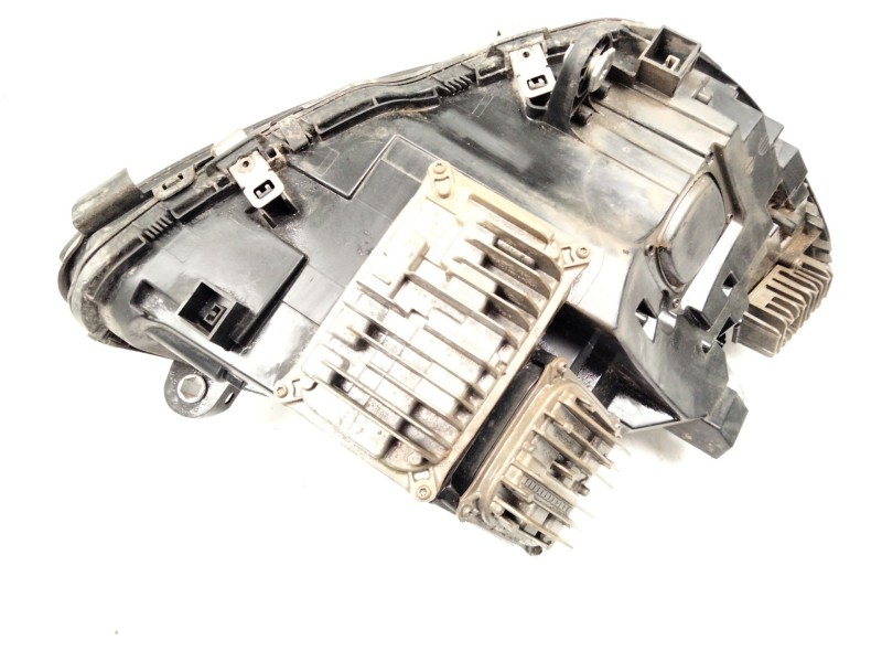 Recambio de faro xenon izquierdo para mercedes-benz clase c (w205) c 220 bluetec / d (205.002, 205.004) referencia OEM IAM A2059