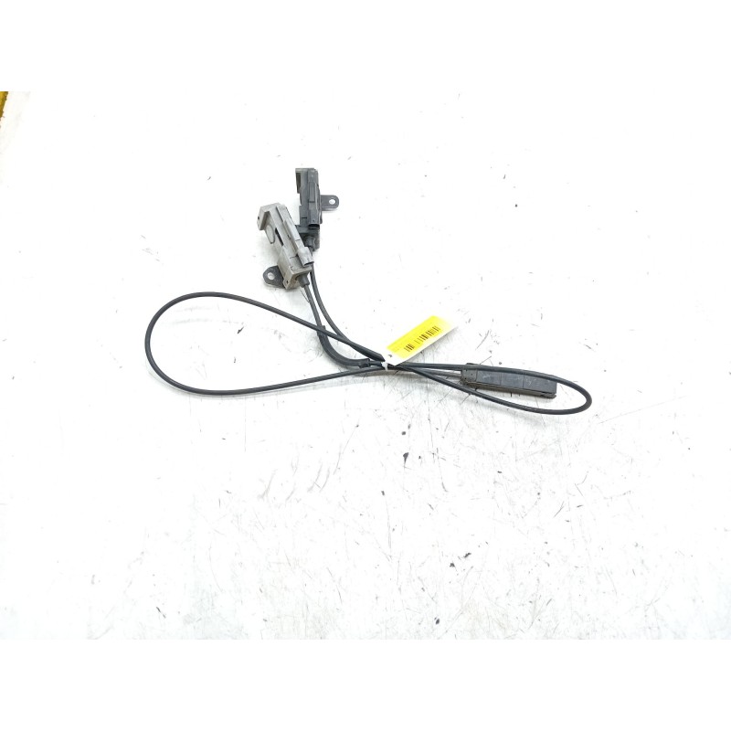 Recambio de cerradura capot para mercedes-benz clase c (w205) c 220 bluetec / d (205.002, 205.004) referencia OEM IAM   