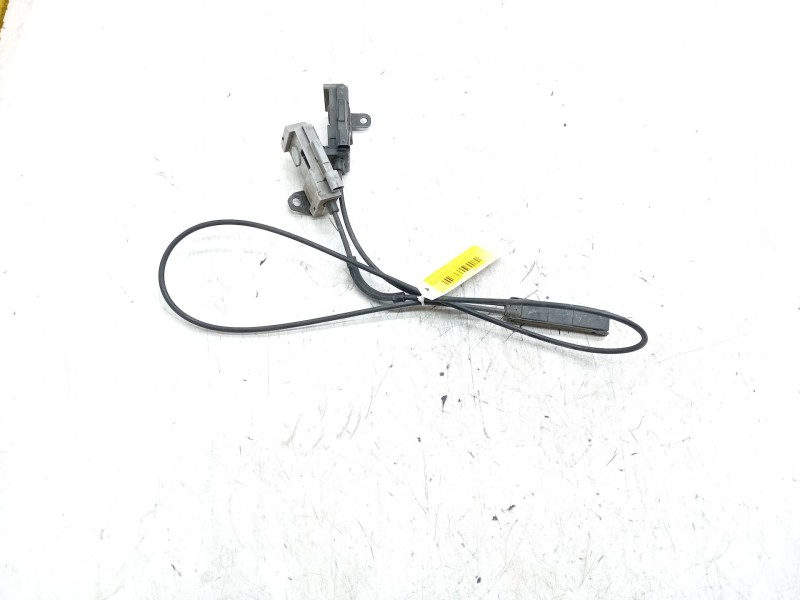 Recambio de cerradura capot para mercedes-benz clase c (w205) c 220 bluetec / d (205.002, 205.004) referencia OEM IAM   