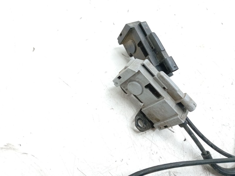 Recambio de cerradura capot para mercedes-benz clase c (w205) c 220 bluetec / d (205.002, 205.004) referencia OEM IAM   