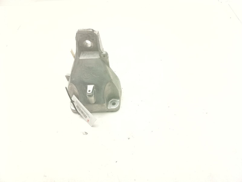 Recambio de soporte motor derecho superior para land rover defender station wagon (l663) p300 si4 4x4 referencia OEM IAM KPLA-60