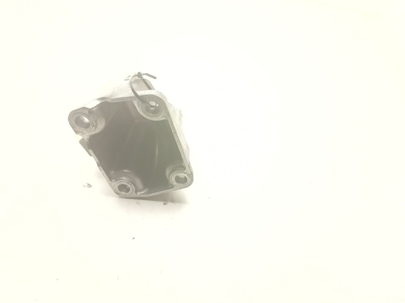 Recambio de soporte motor derecho superior para land rover defender station wagon (l663) p300 si4 4x4 referencia OEM IAM KPLA-60