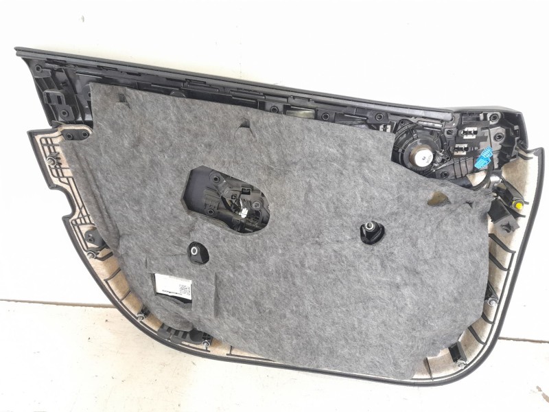 Recambio de guarnecido puerta delantera derecha para mercedes-benz clase c (w205) c 220 bluetec / d (205.002, 205.004) referenci