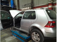 volkswagen golf iv (1j1) del año 2000 2