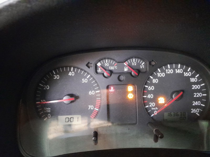 volkswagen golf iv (1j1) del año 2000