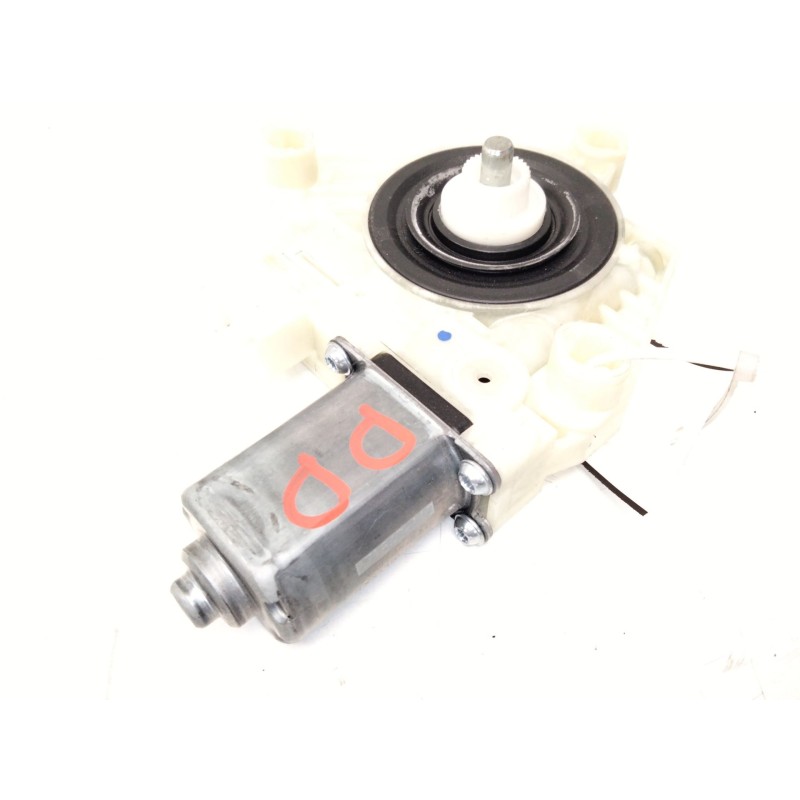 Recambio de motor elevalunas delantero derecho para mercedes-benz clase c (w205) c 220 bluetec / d (205.002, 205.004) referencia