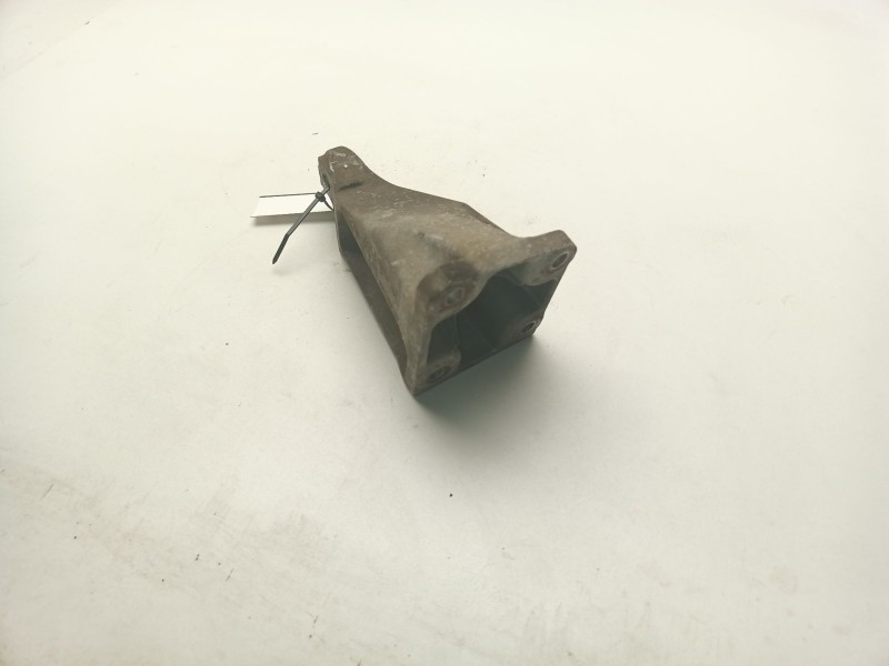 Recambio de soporte motor derecho superior para bmw 1 (e87) 120 d referencia OEM IAM 22116760310  