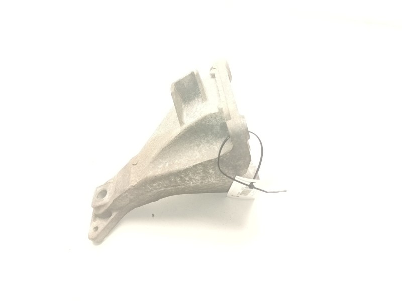Recambio de soporte motor derecho superior para bmw 1 coupé (e82) 120 d referencia OEM IAM 22116781916  