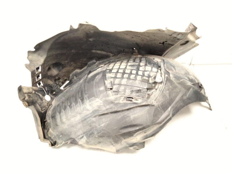 Recambio de guardabarros delantero derecho para mercedes-benz clase c (w205) c 220 bluetec / d (205.002, 205.004) referencia OEM