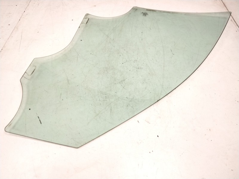 Recambio de luna delantera izquierda para mercedes-benz clase c (w205) c 220 bluetec / d (205.002, 205.004) referencia OEM IAM 4