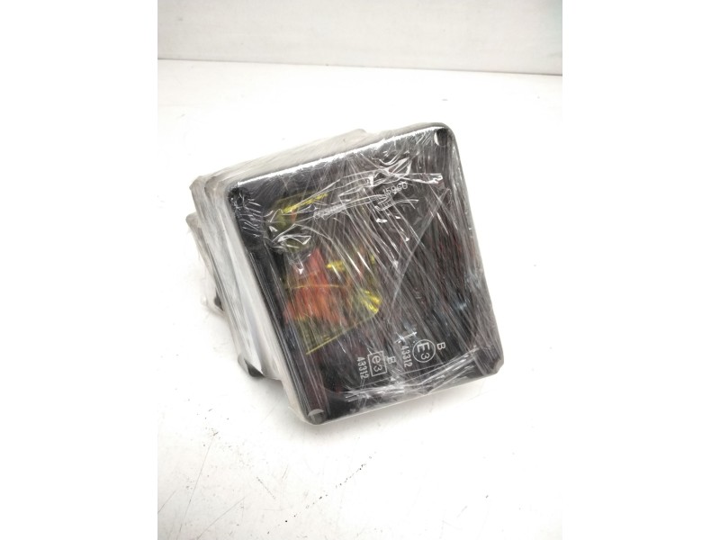 Recambio de faro antiniebla derecho para lancia y10 (156_) 1.1 fire (156ag) referencia OEM IAM SIEM15960  