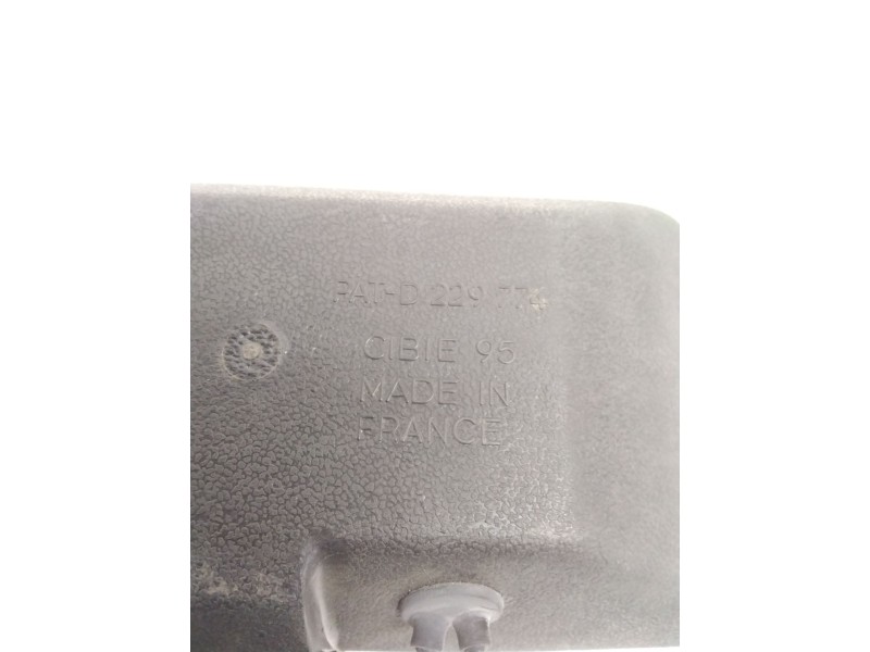 Recambio de faro antiniebla delantero para seat 128 (128a) 1.2 referencia OEM IAM PAT-D229774  