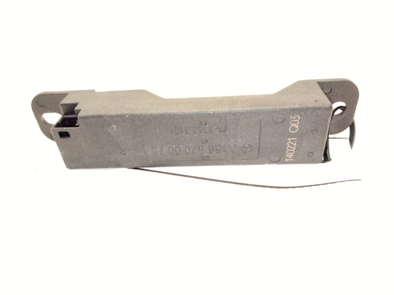 Recambio de antena para mercedes-benz clase c (w205) c 220 bluetec / d (205.002, 205.004) referencia OEM IAM A1668200075  