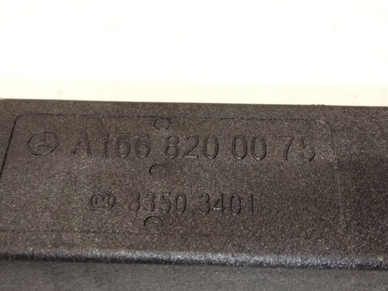 Recambio de antena para mercedes-benz clase c (w205) c 220 bluetec / d (205.002, 205.004) referencia OEM IAM A1668200075  