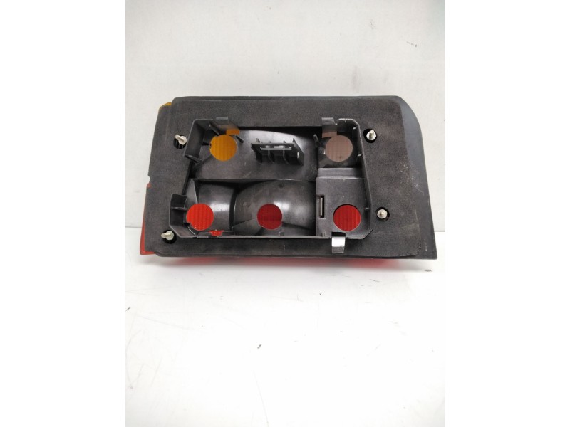 Recambio de piloto trasero derecho para fiat croma (154_) 2000 cht referencia OEM IAM 294570  