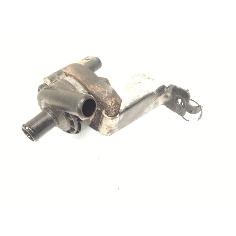 Recambio de motor electrico de agua para mercedes-benz clase c (w205) c 220 bluetec / d (205.002, 205.004) referencia OEM IAM A2