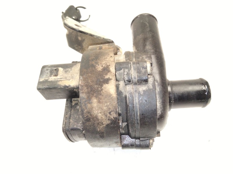 Recambio de motor electrico de agua para mercedes-benz clase c (w205) c 220 bluetec / d (205.002, 205.004) referencia OEM IAM A2
