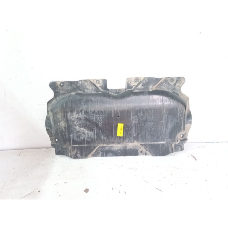 Recambio de cubrecarter para mercedes-benz clase c (w205) c 220 bluetec / d (205.002, 205.004) referencia OEM IAM A2055200223  