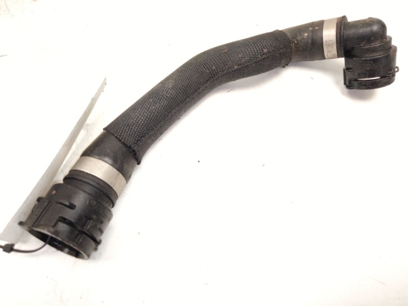 Recambio de tubo radiador para mercedes-benz clase c (w205) c 220 bluetec / d (205.002, 205.004) referencia OEM IAM A2055014303 