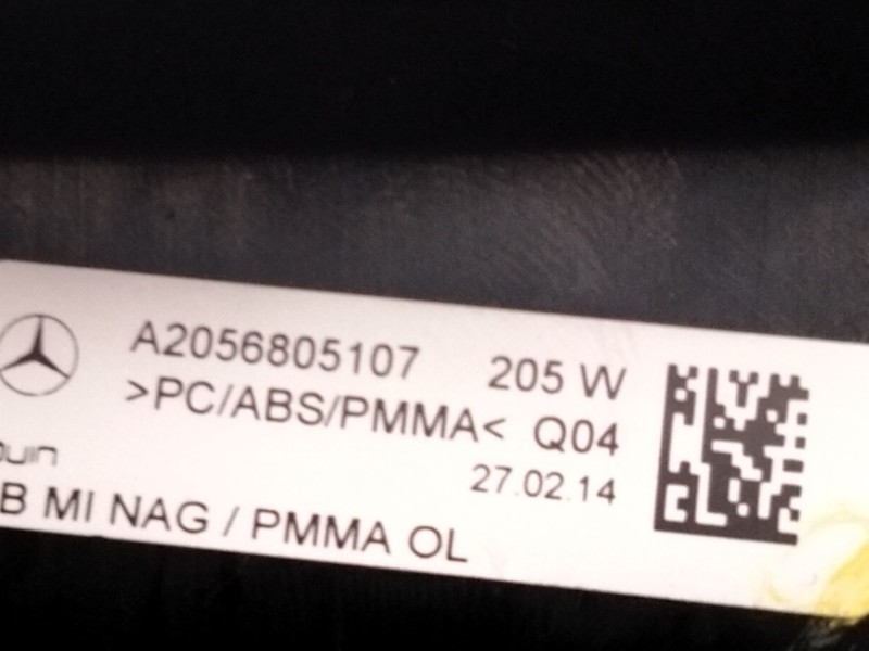Recambio de consola central para mercedes-benz clase c (w205) c 220 bluetec / d (205.002, 205.004) referencia OEM IAM A205680510