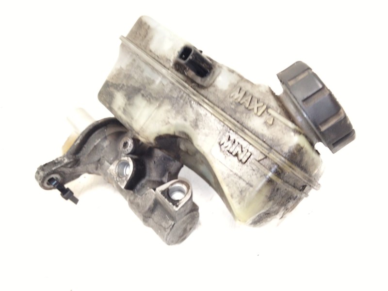 Recambio de bomba freno para dacia lodgy (js_) 1.5 dci referencia OEM IAM   