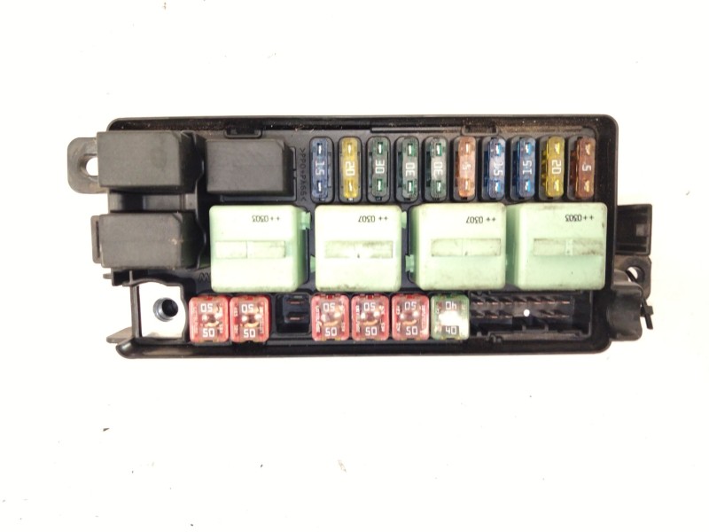 Recambio de caja fusibles para mini mini (r50, r53) one referencia OEM IAM 142664  