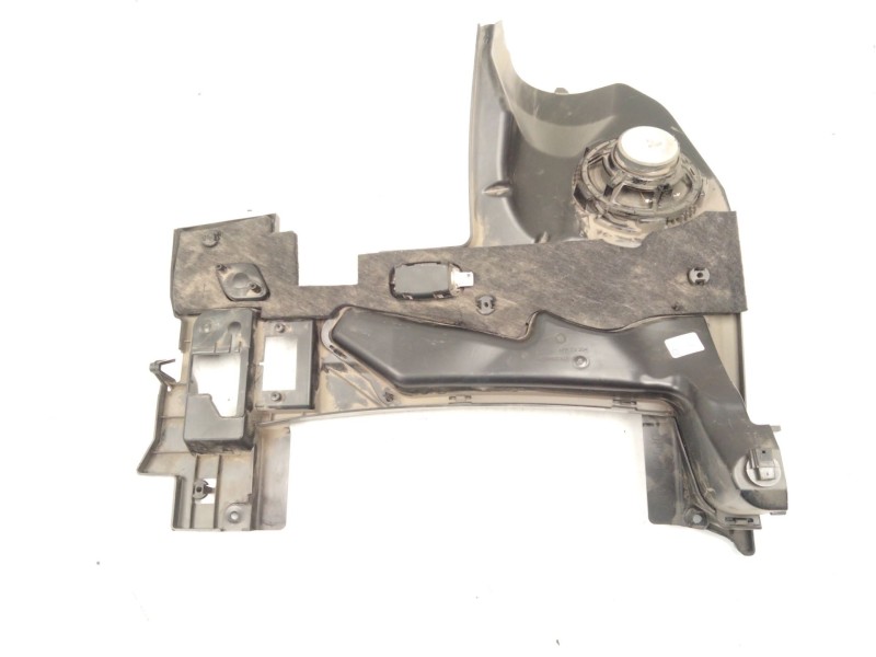 Recambio de moldura delantera izquierda para mercedes-benz clase c (w205) c 220 bluetec / d (205.002, 205.004) referencia OEM IA