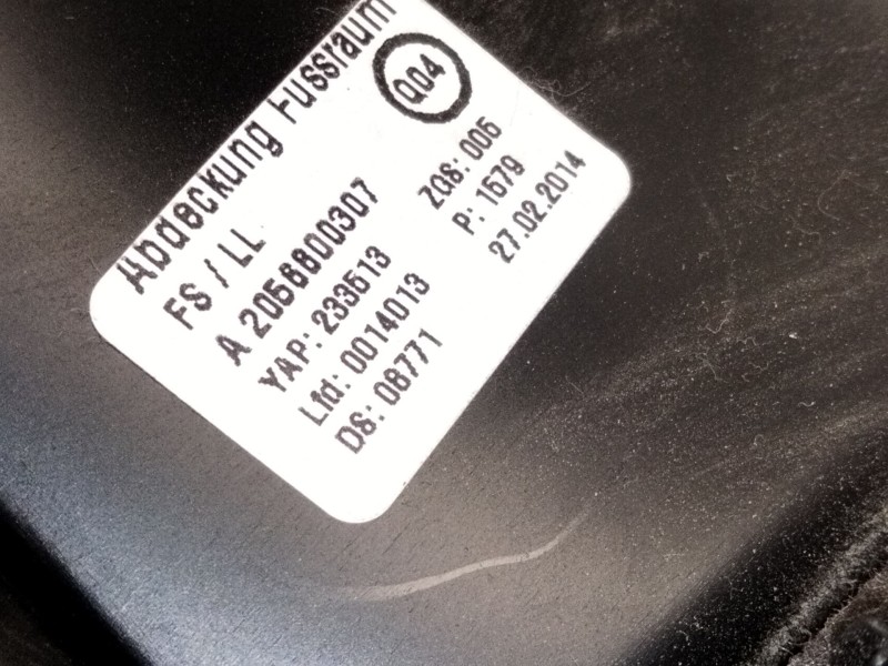 Recambio de moldura delantera izquierda para mercedes-benz clase c (w205) c 220 bluetec / d (205.002, 205.004) referencia OEM IA