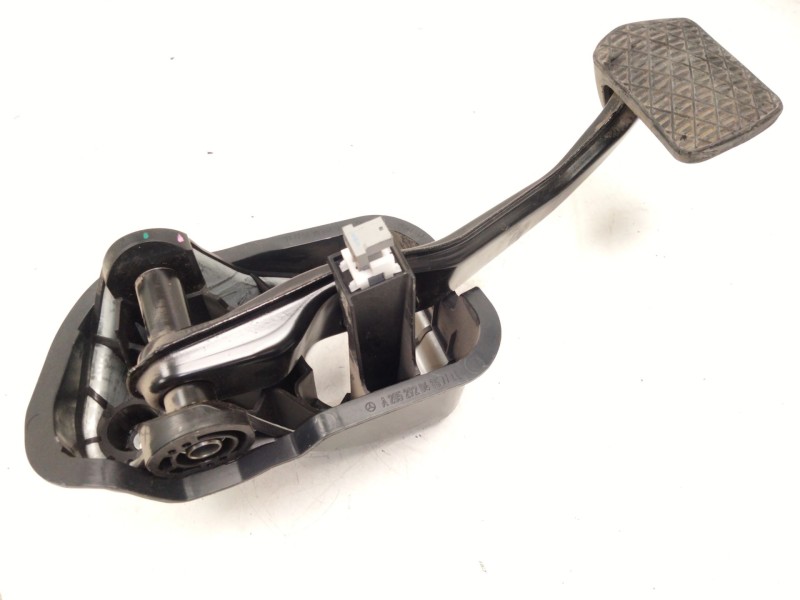 Recambio de pedal freno para mercedes-benz clase c (w205) c 220 bluetec / d (205.002, 205.004) referencia OEM IAM A2052920407  