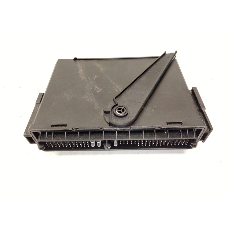Recambio de modulo confort para opel corsa c (x01) 1.2 twinport (f08, f68) referencia OEM IAM 330518684  